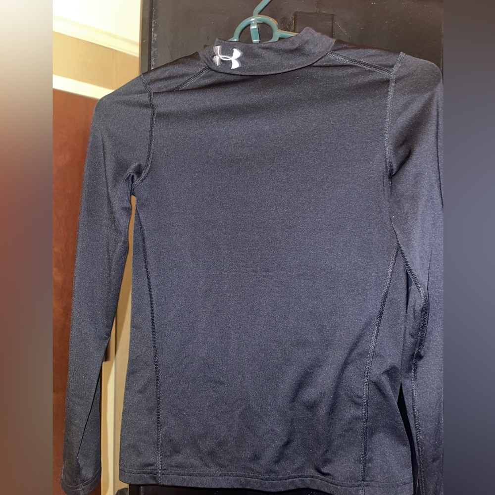 UNDER ARMOUR THERMAL SHIRT